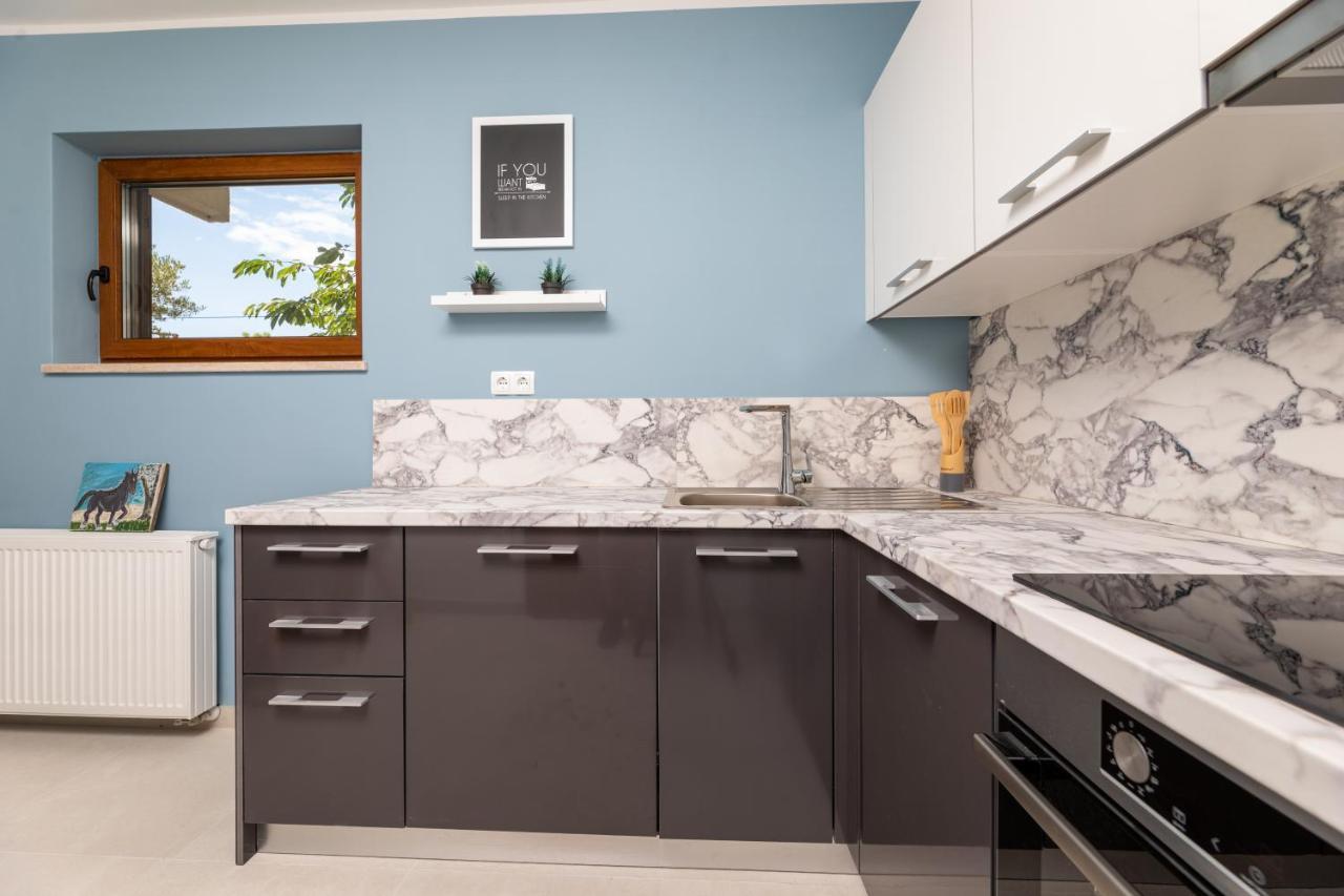 Apartments Vjeko Krk Town Εξωτερικό φωτογραφία